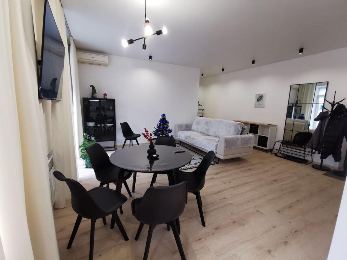 Soborna Apartment Rivne Kültér fotó