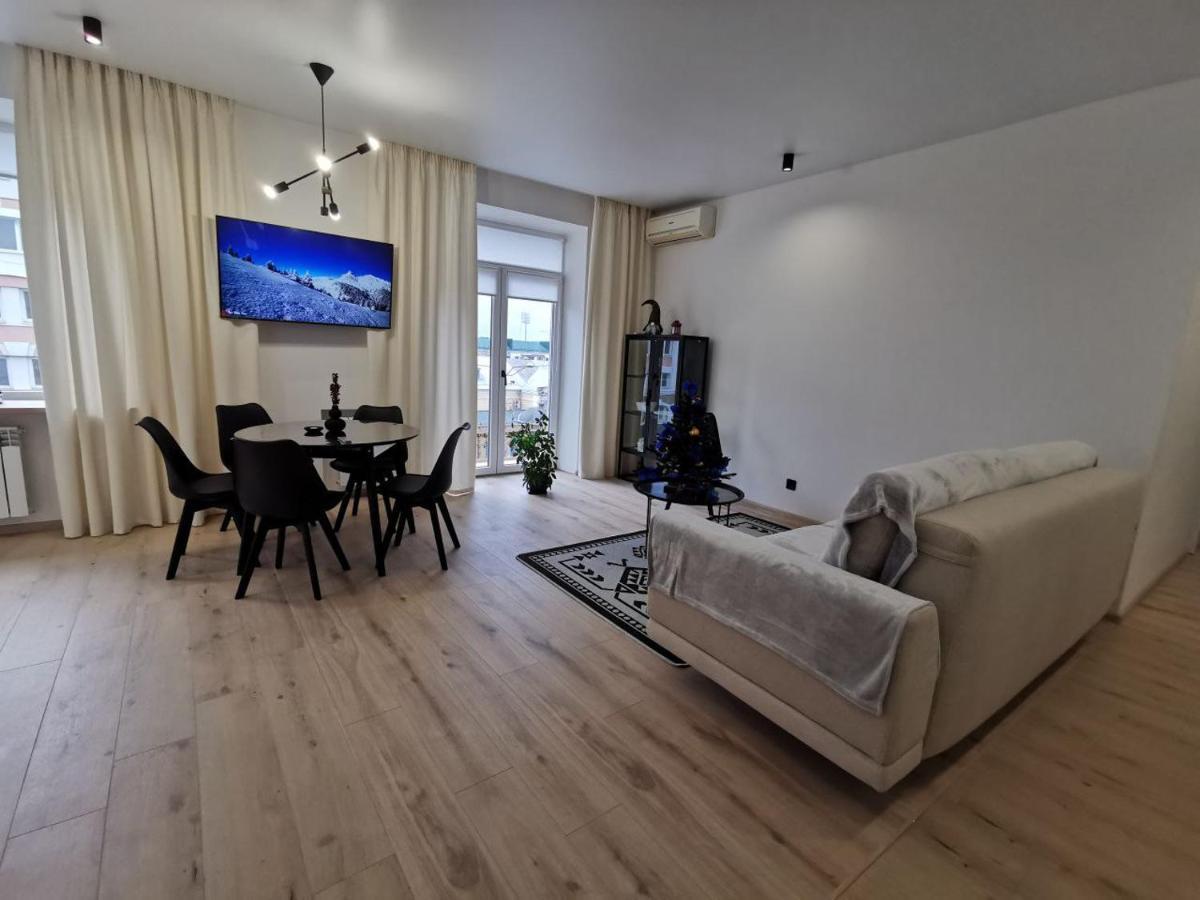 Soborna Apartment Rivne Kültér fotó