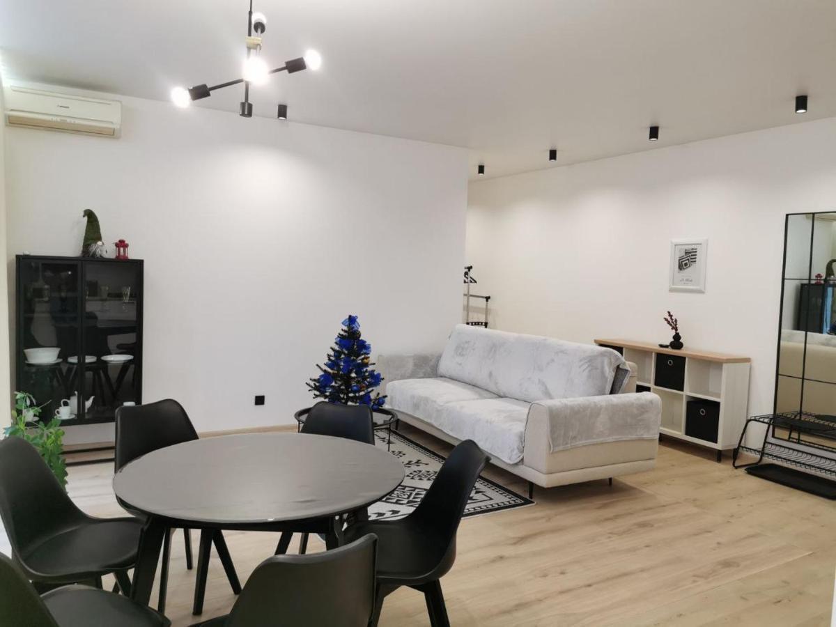 Soborna Apartment Rivne Kültér fotó